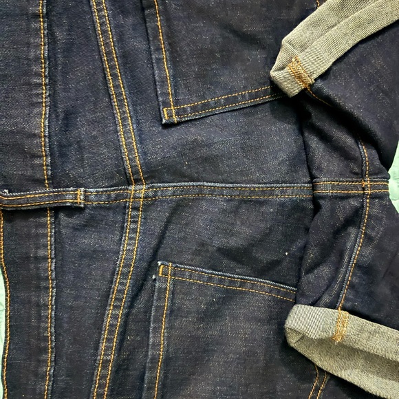 ☀️Old Navy Blue Jean Shorts with Cuffed Hem and Light Stitching🌴 - Picture 4 of 6